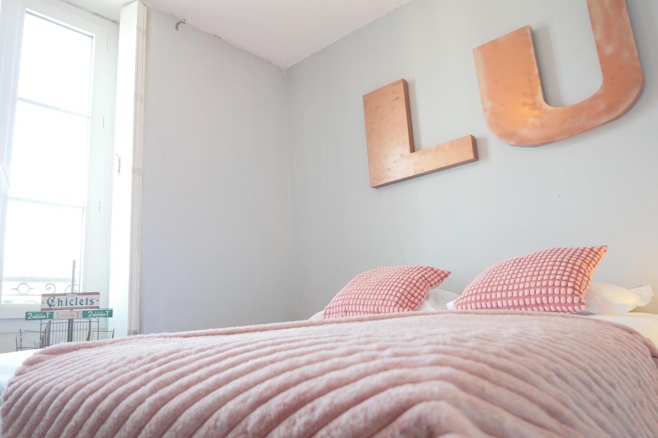 Surprenantes - La Biscuiterie Apartment Екстериор снимка