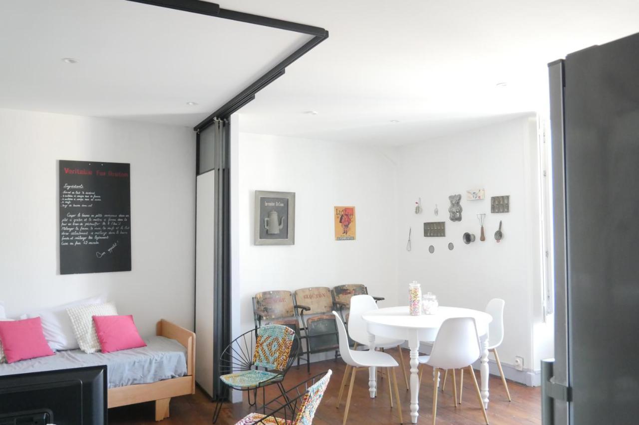Surprenantes - La Biscuiterie Apartment Екстериор снимка